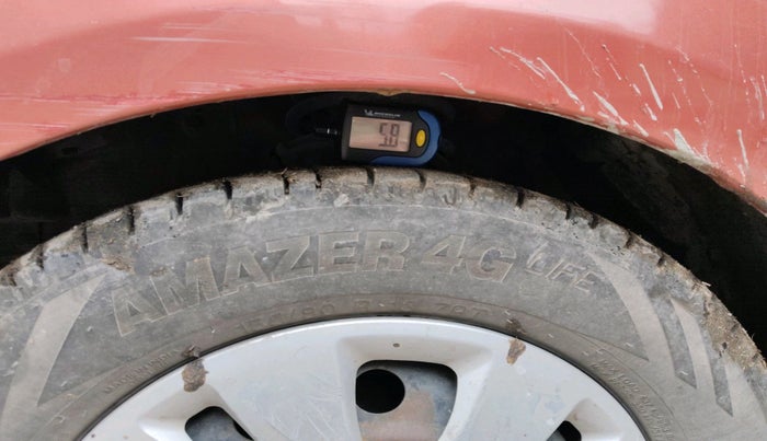 2011 Hyundai i10 MAGNA 1.2, Petrol, Manual, 1,01,908 km, tyre