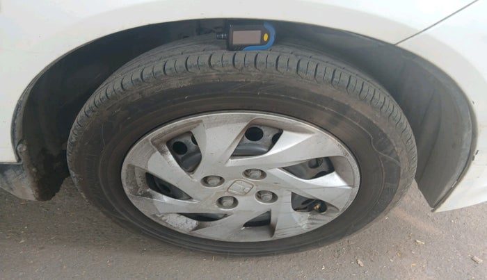 2016 Honda Amaze 1.5L I-DTEC S, Diesel, Manual, 85,639 km, tyre