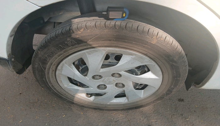 2016 Honda Amaze 1.5L I-DTEC S, Diesel, Manual, 85,639 km, tyre