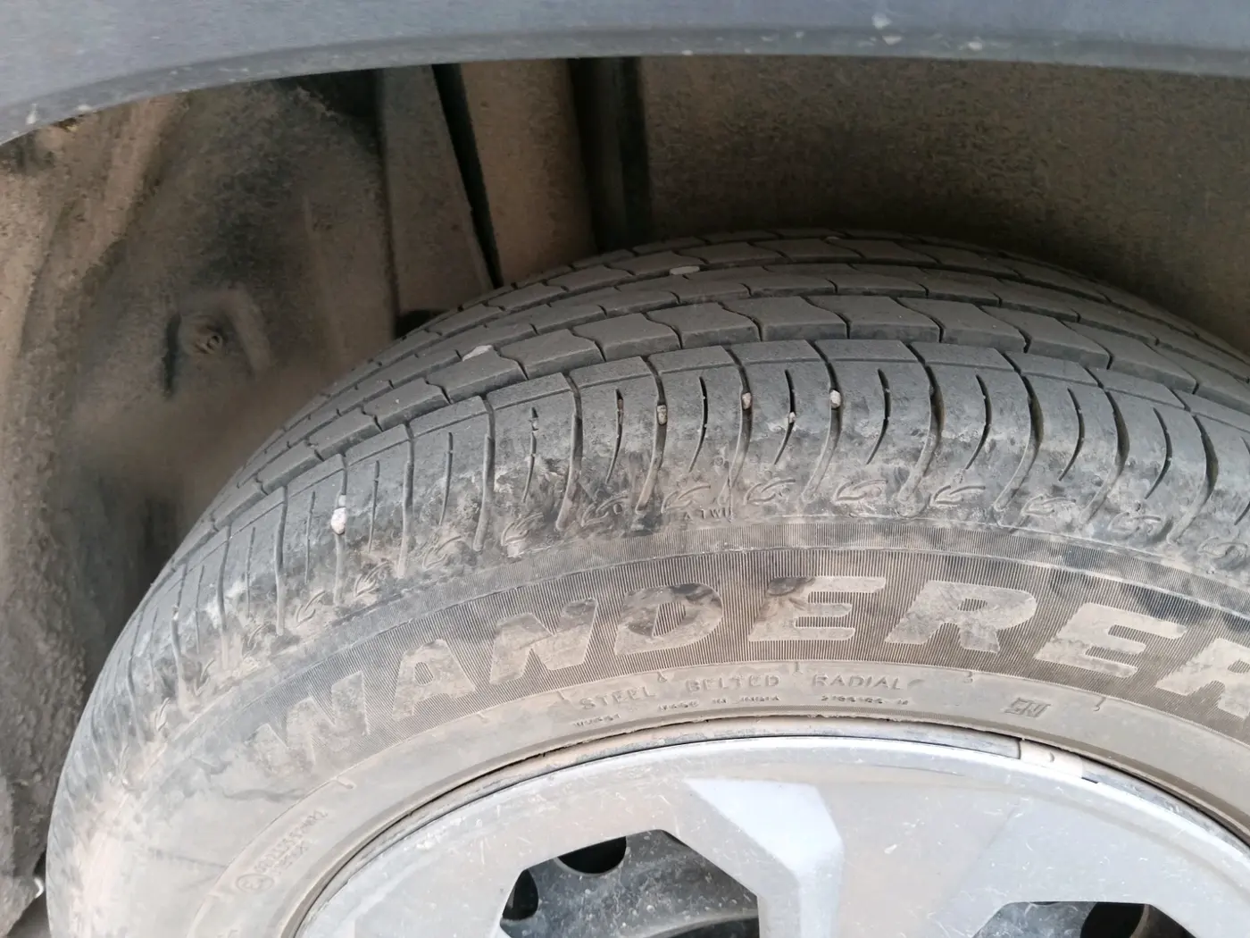 2023 Maruti BREZZA VXI, Petrol, Manual, 13,499 km, tyre