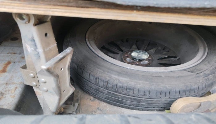 2017 Honda City 1.5L I-VTEC VX CVT, Petrol, Automatic, 51,921 km, tyre