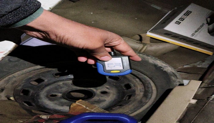 2012 Chevrolet Spark E 1.0, Petrol, Manual, 1,21,363 km, tyre