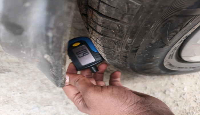 2011 Hyundai i10 MAGNA 1.2, Petrol, Manual, 1,15,836 km, tyre