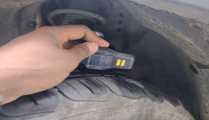 2023 Maruti FRONX DELTA PLUS 1.2L AGS, Petrol, Automatic, 13,162 km, tyre