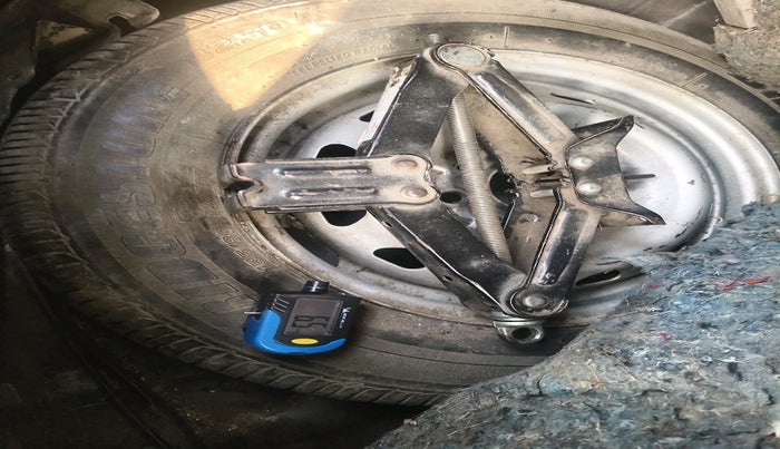 2018 Tata Tiago XZ PETROL, Petrol, Manual, 67,926 km, tyre