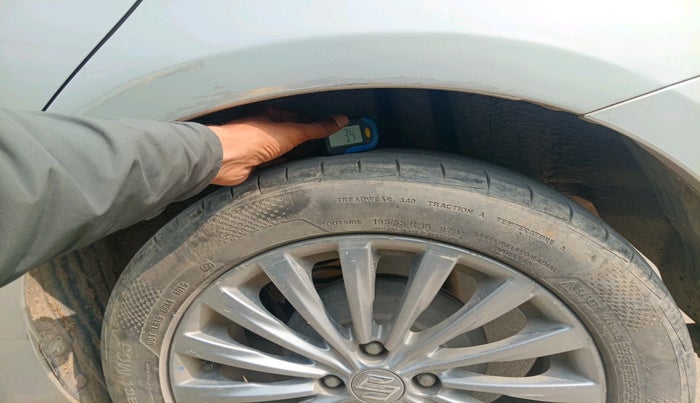 2015 Maruti Ciaz ZXI, Petrol, Manual, 64,318 km, tyre