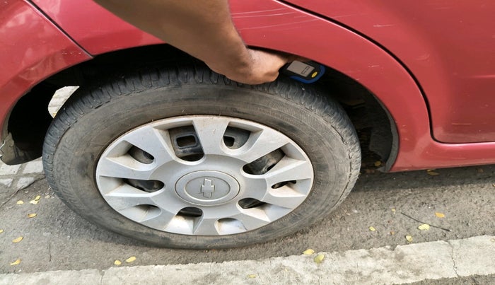 2012 Chevrolet Spark LT 1.0, Petrol, Manual, 1 km, tyre