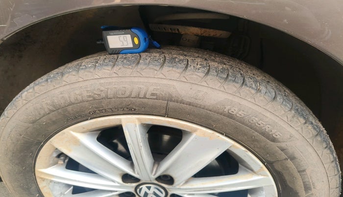 2017 Volkswagen Vento HIGHLINE PETROL AT, Petrol, Automatic, 1,39,969 km, tyre