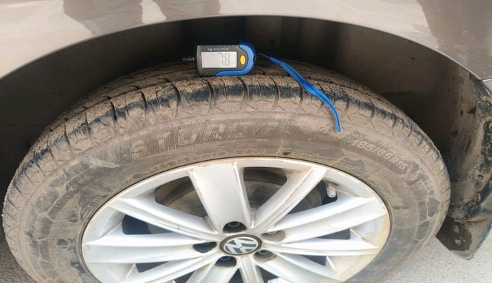 2017 Volkswagen Vento HIGHLINE PETROL AT, Petrol, Automatic, 1,39,969 km, tyre