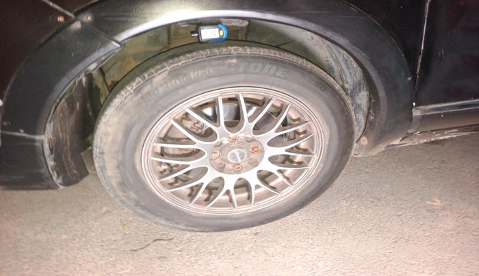 2018 Renault Lodgy 85 PS RXL STEPWAY 8 STR, Diesel, Manual, 1,67,107 km, tyre