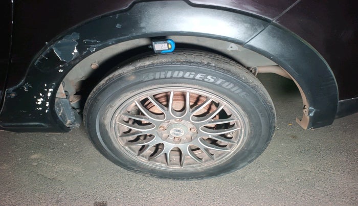 2018 Renault Lodgy 85 PS RXL STEPWAY 8 STR, Diesel, Manual, 1,67,107 km, tyre