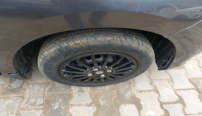 2020 Honda Amaze 1.2L I-VTEC S, Petrol, Manual, 46,471 km, tyre