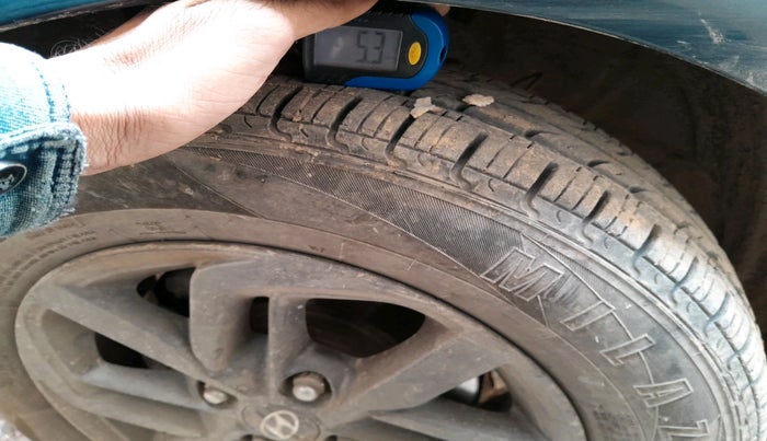 2022 Hyundai GRAND I10 NIOS SPORTZ 1.2 KAPPA VTVT CNG, Petrol, Manual, 1,02,349 km, tyre