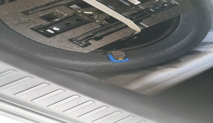 2022 Volkswagen TAIGUN HIGHLINE 1.0 TSI MT, Petrol, Manual, 17,646 km, tyre