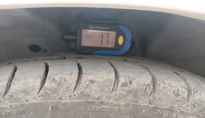 2014 Maruti Wagon R 1.0 VXI, Petrol, Manual, 75,769 km, tyre