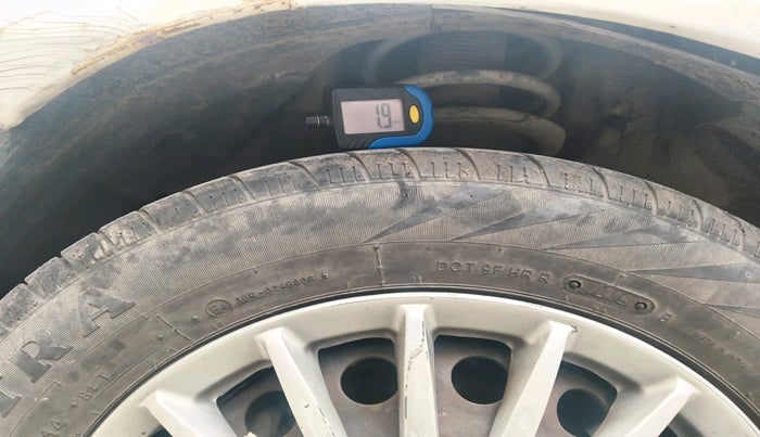 2012 Hyundai i20 MAGNA 1.2, Petrol, Manual, 60,487 km, tyre