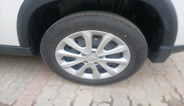 2025 Maruti Grand Vitara DELTA SMART HYBRID, Petrol, Manual, 2,413 km, tyre