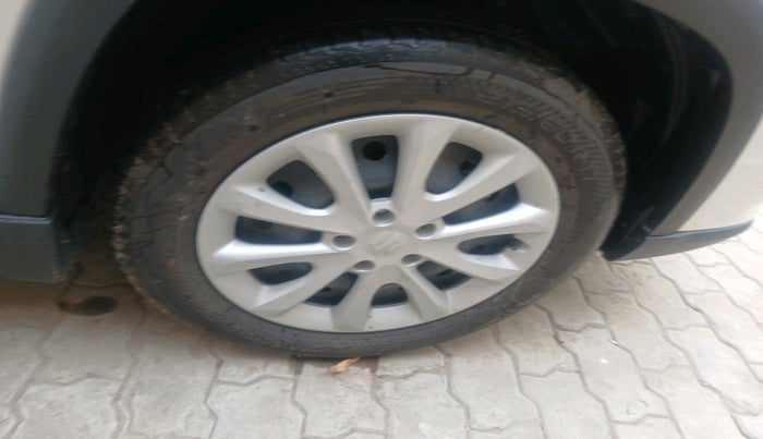 2025 Maruti Grand Vitara DELTA SMART HYBRID, Petrol, Manual, 2,413 km, tyre