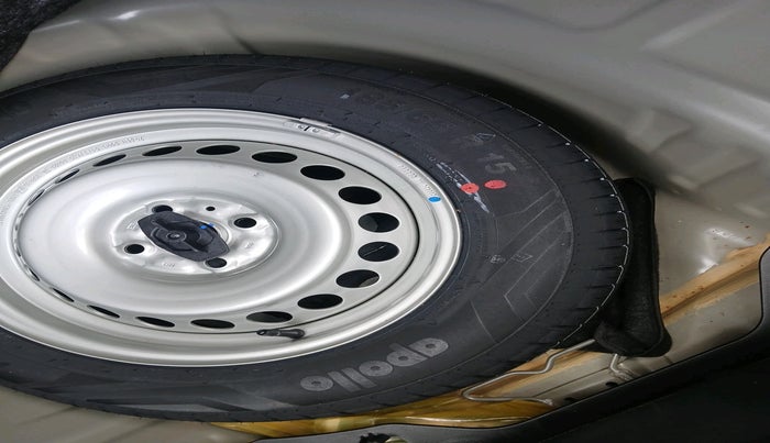 2024 Maruti Baleno SIGMA PETROL 1.2, Petrol, Manual, 15,082 km, tyre