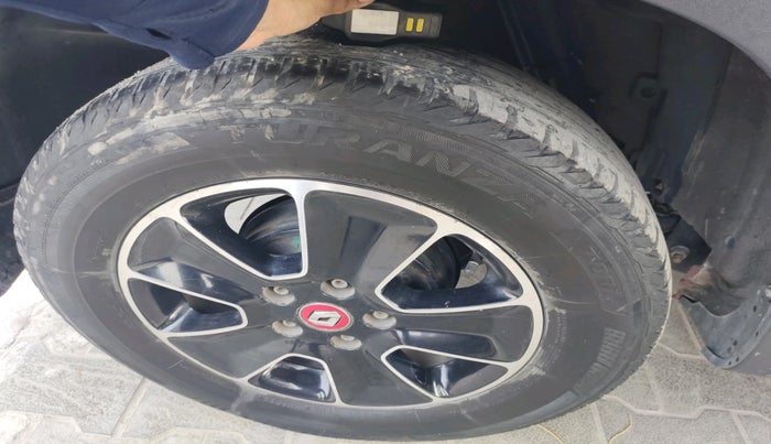 2017 Renault Duster 110 PS RXZ 4X2 AMT DIESEL, Diesel, Automatic, 87,758 km, tyre