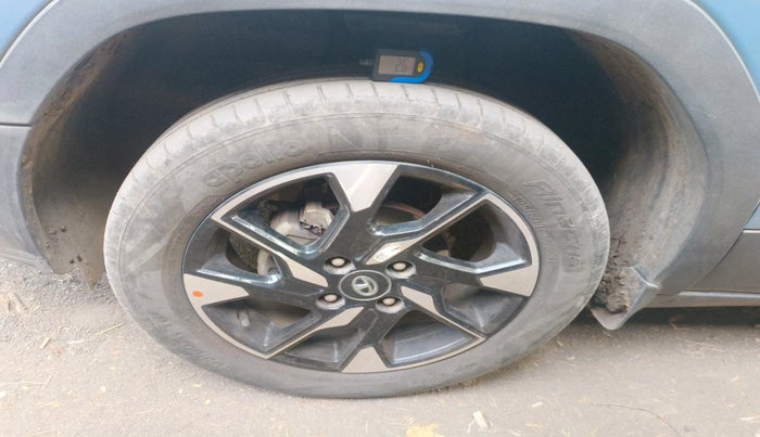 2023 Tata PUNCH CREATIVE  AMT, Petrol, Automatic, 29,641 km, tyre