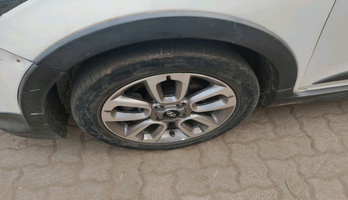 2015 Hyundai i20 Active 1.4 SX, Diesel, Manual, 89,769 km, tyre