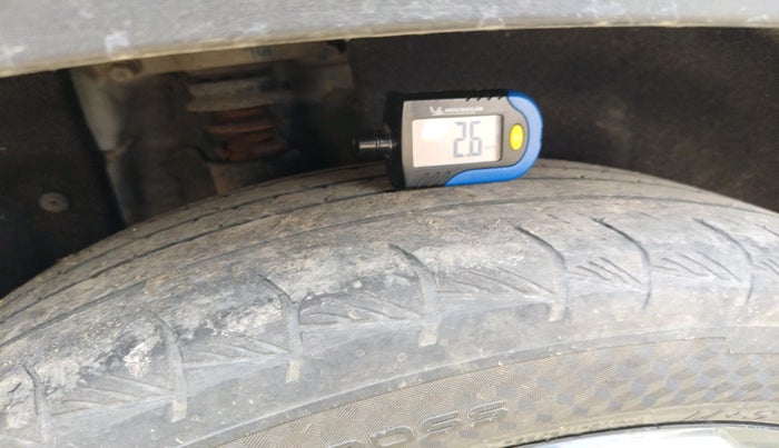 2021 Hyundai ALCAZAR PLATINUM(O) 7STR 1.5 AT, Diesel, Automatic, 1,32,856 km, tyre