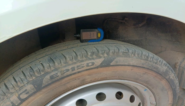 2021 Tata ALTROZ XE PETROL, Petrol, Manual, 41,755 km, tyre