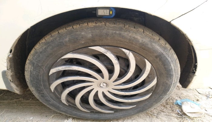 2014 Hyundai Grand i10 SPORTZ 1.2 KAPPA VTVT, Petrol, Manual, 88,318 km, tyre