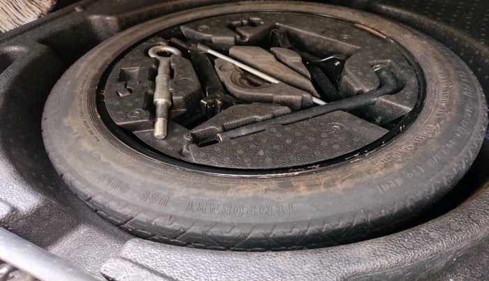 2018 Volvo S60 Momentum D4, Diesel, Automatic, 61,054 km, tyre