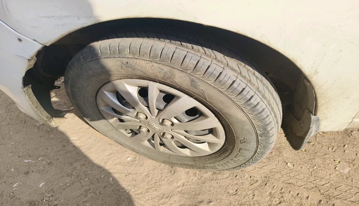 2013 Hyundai i10 MAGNA 1.1, Petrol, Manual, 39,056 km, tyre