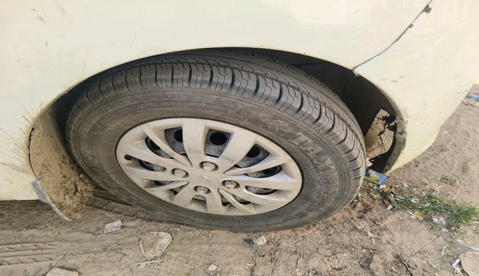 2013 Hyundai i10 MAGNA 1.1, Petrol, Manual, 39,056 km, tyre