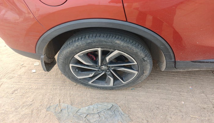 2021 MG ASTOR SAVVY 1.3 TURBO AT S RED, Petrol, Automatic, 25,664 km, tyre