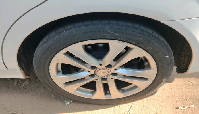 2013 Mercedes Benz C Class 200 CGI AVANTGARDE, Petrol, Automatic, 61,685 km, tyre