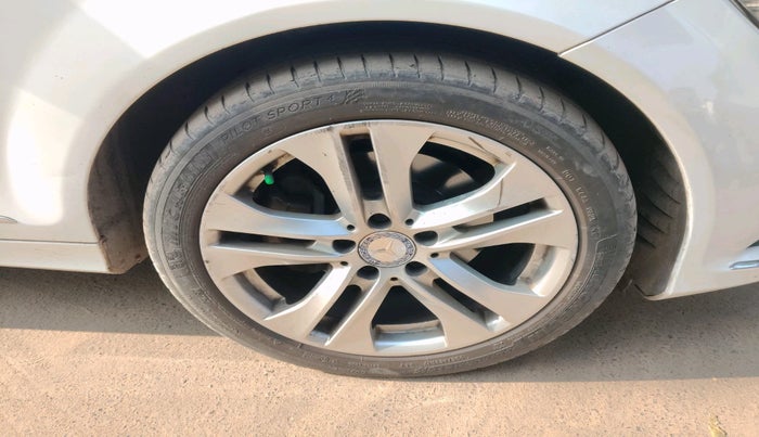 2013 Mercedes Benz C Class 200 CGI AVANTGARDE, Petrol, Automatic, 61,685 km, tyre