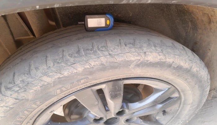 2017 Maruti Vitara Brezza ZDI PLUS, Diesel, Manual, 85,077 km, tyre