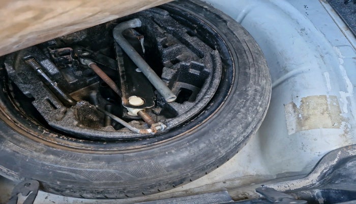 2011 Skoda Superb ELEGANCE 1.8 TSI MT, Petrol, Manual, 68,277 km, tyre