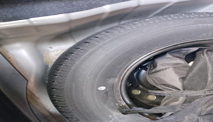 2021 Tata ALTROZ XM PLUS PETROL, Petrol, Manual, 33,643 km, tyre