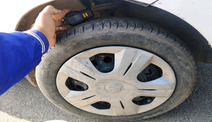 2018 Maruti Wagon R 1.0 VXI, Petrol, Manual, 77,300 km, tyre