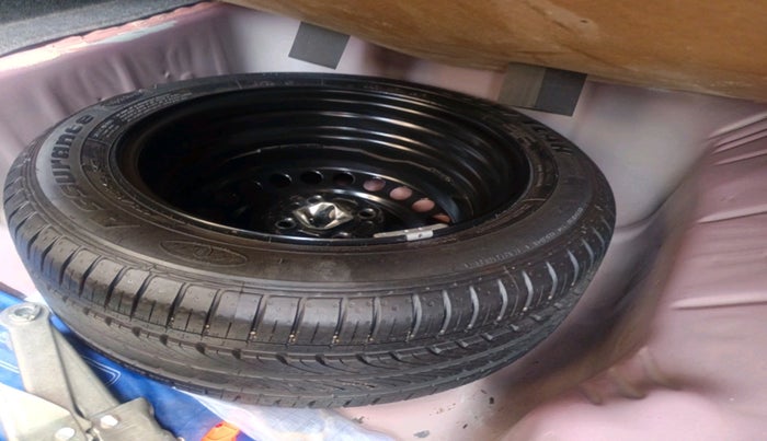 2023 Honda City 1.5L I-VTEC ZX, Petrol, Manual, 22,155 km, tyre