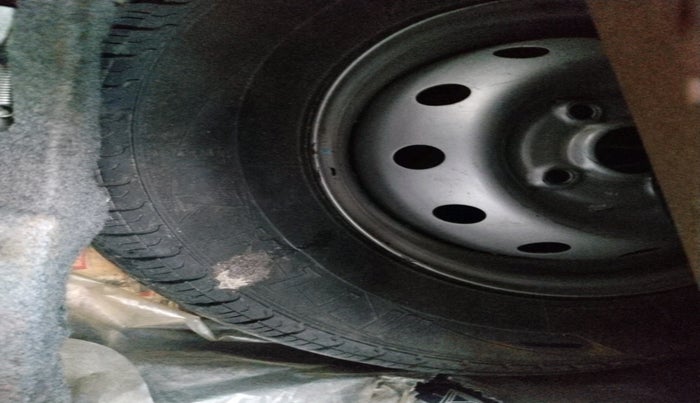 2011 Maruti Alto LXI, Petrol, Manual, 31,753 km, tyre