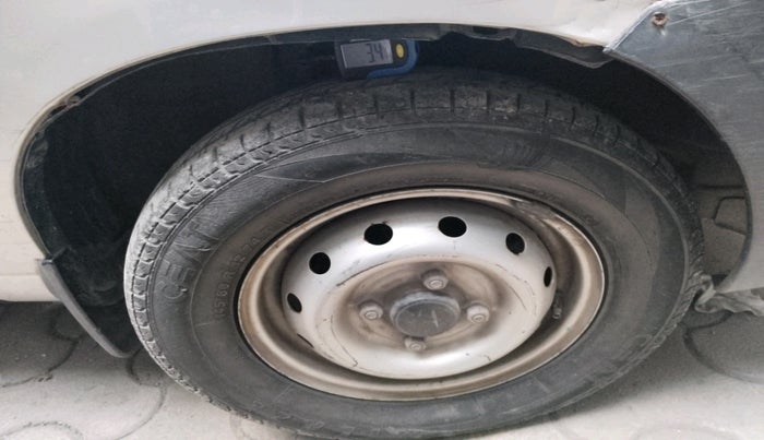 2011 Maruti Alto LXI, Petrol, Manual, 31,753 km, tyre