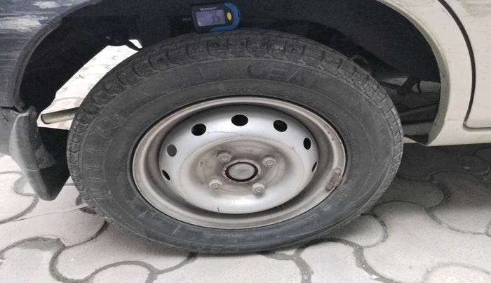 2011 Maruti Alto LXI, Petrol, Manual, 31,753 km, tyre