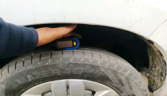 2018 Maruti Alto 800 VXI, Petrol, Manual, 49,268 km, tyre