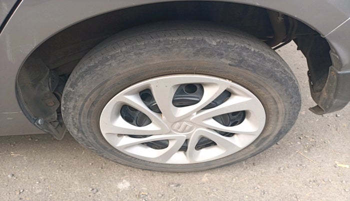 2022 Maruti Celerio VXI CNG, Petrol, Manual, 37,659 km, tyre