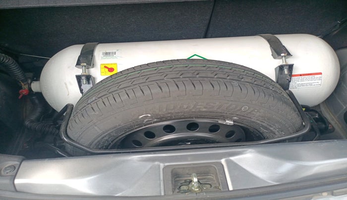 2022 Maruti Celerio VXI CNG, Petrol, Manual, 37,659 km, tyre