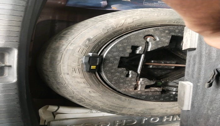 2016 Hyundai Creta SX PLUS AT 1.6 DIESEL, Diesel, Automatic, 1,32,075 km, tyre