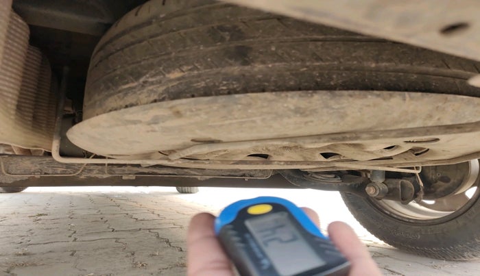 2013 Renault Duster RXE PETROL, Petrol, Manual, 1,37,744 km, tyre