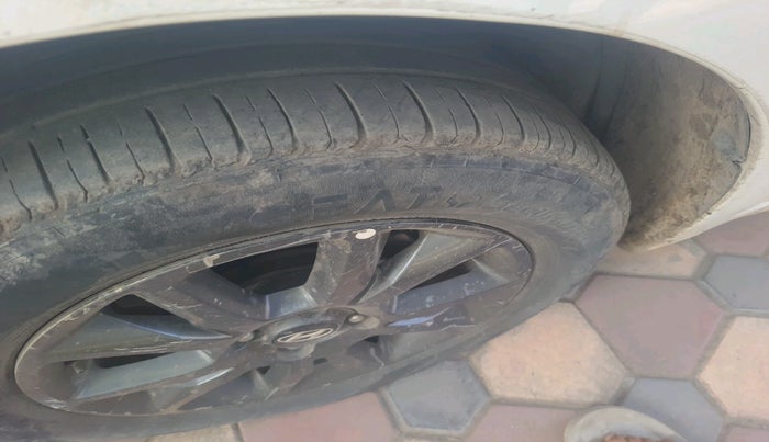 2019 Hyundai Elite i20 SPORTZ PLUS 1.2, Petrol, Manual, 1,56,002 km, tyre