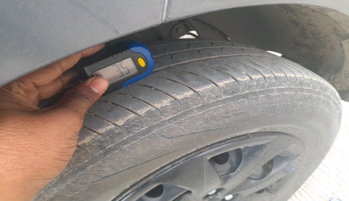 2019 Hyundai Elite i20 MAGNA PLUS 1.2, Petrol, Manual, 64,296 km, tyre